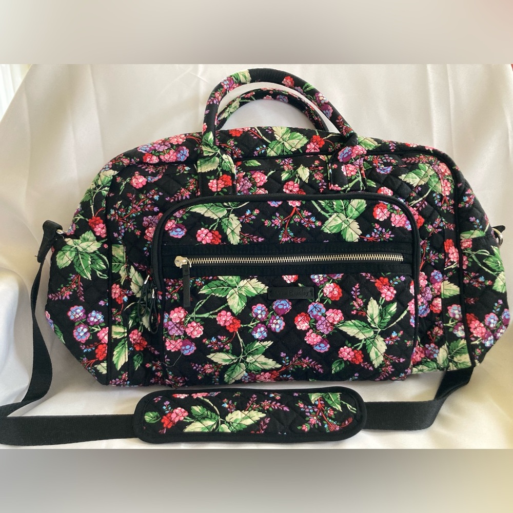 Vera Bradley Winter Berry Iconic Compact Weekender Travel Bag. EUC (Like New).